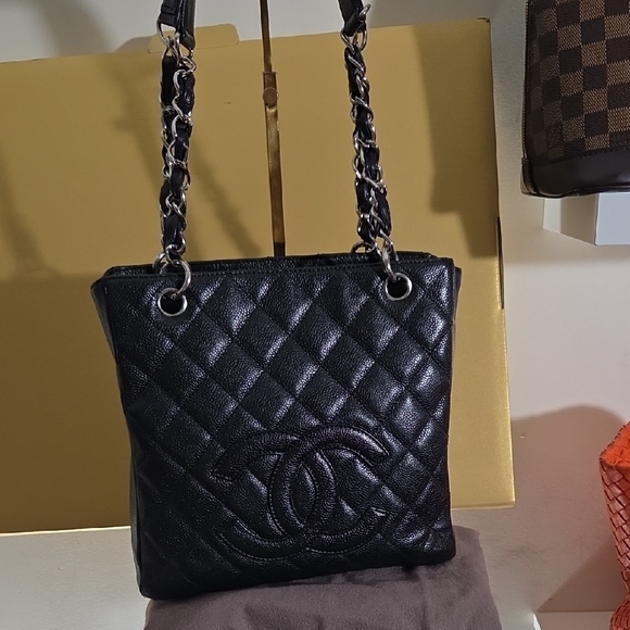 Chanel PsT Caviar Quilted Leather Tote Bag - Picture 2 of 2